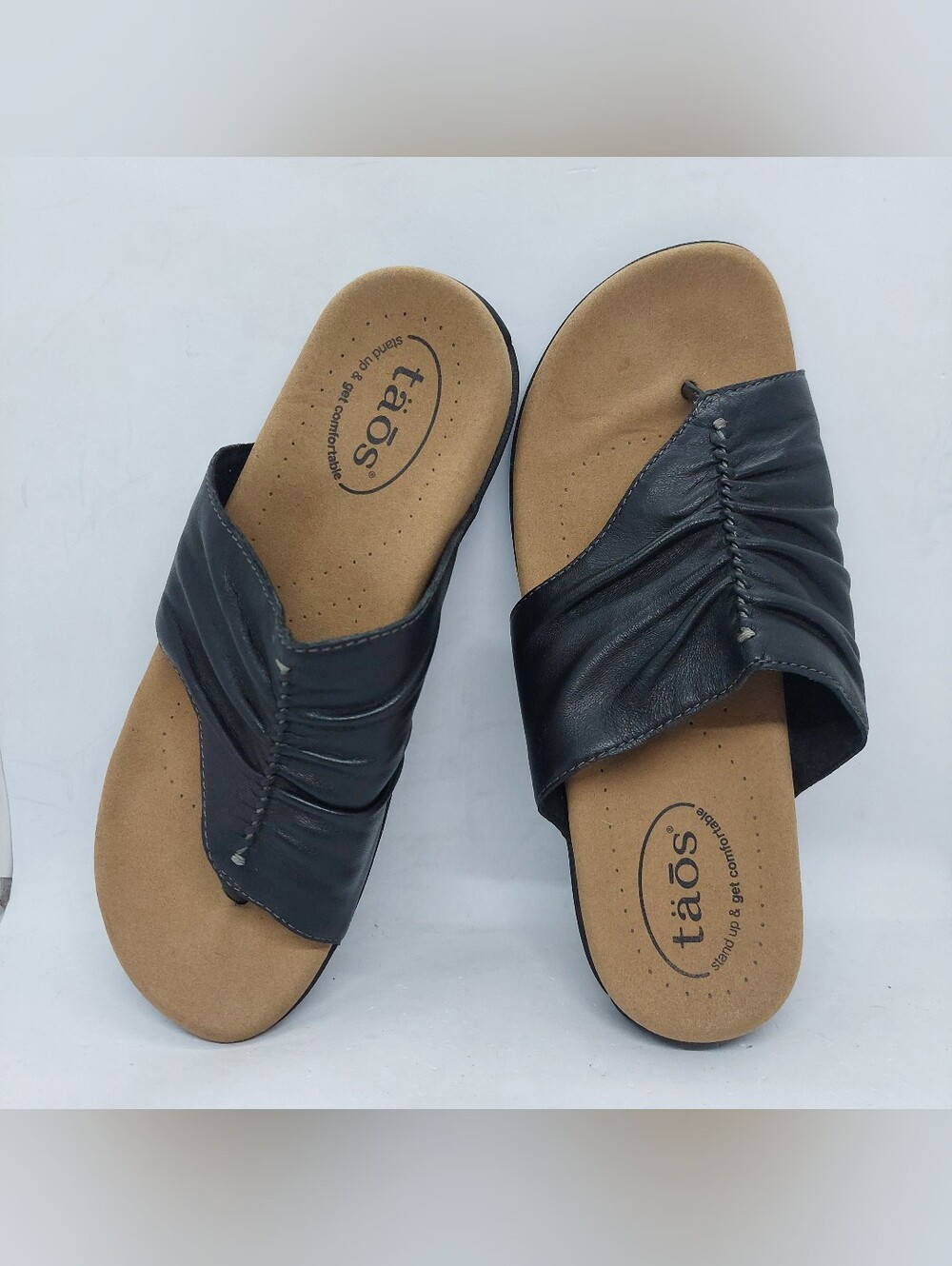 Taos Gift 2 Sandals Womens Sz 9 Black Leather Pleated Comfort Slide Summer Shoes